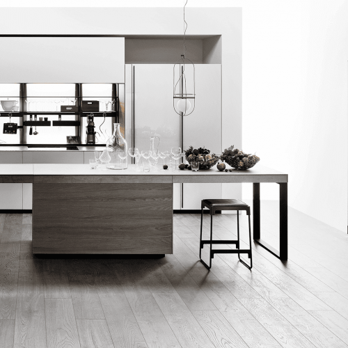 Logica Celata, ����� ����� ����� ��������� Logica � �������� ������� ��������� ������������ � ������� �������� ������������ � �������������� ����������